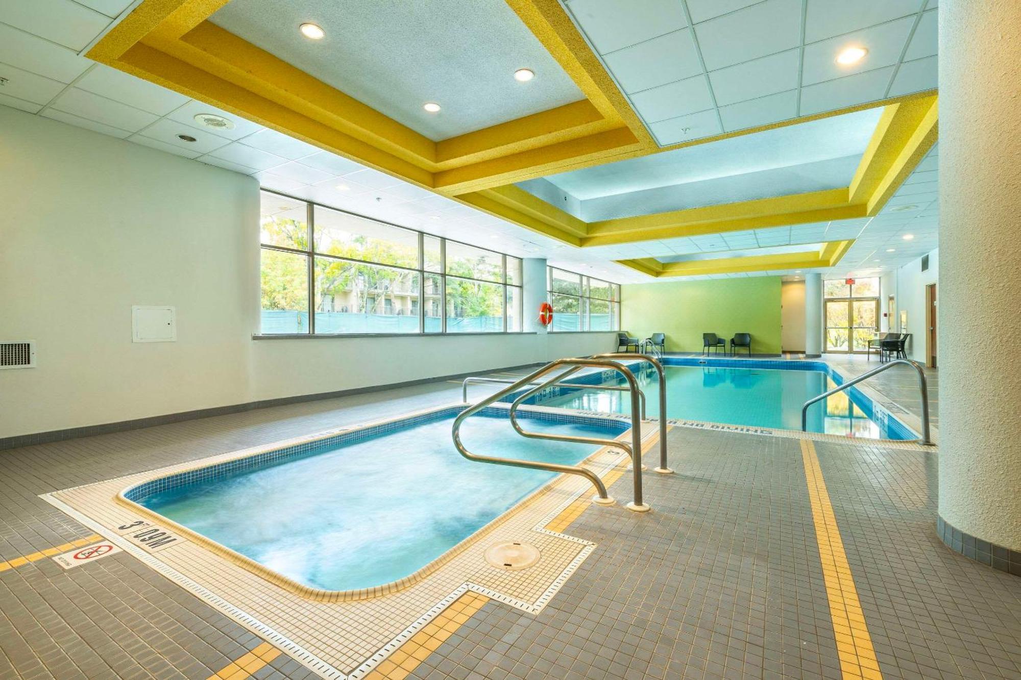 Allure Hotel & Conference Centre, Ascend Hotel Collection Barrie Exteriér fotografie